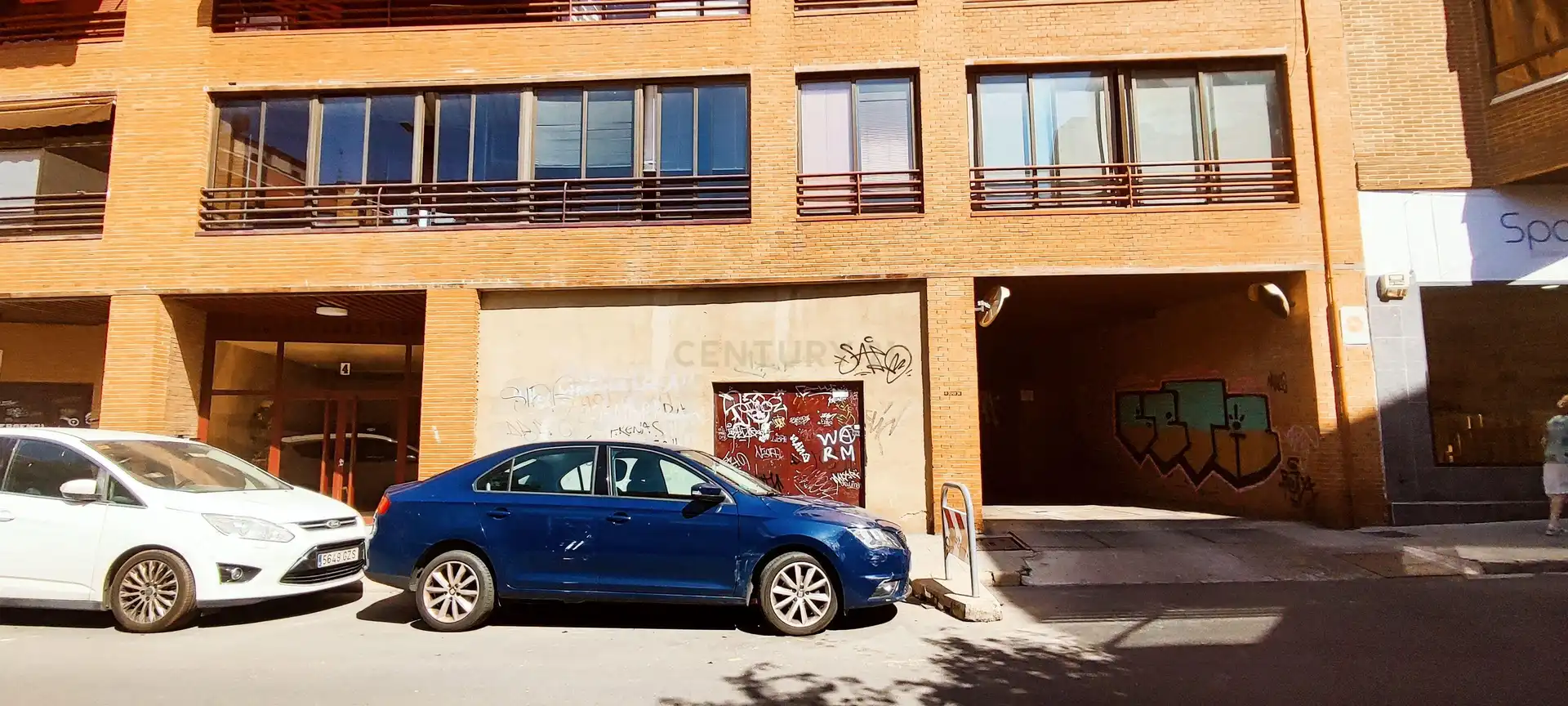 Locale commerciale in affitto a Calle Maluquer 4