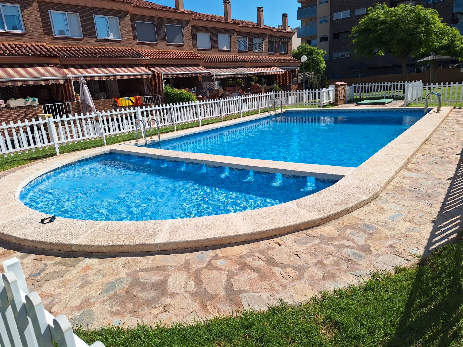 Swimming pool of Single-family semi-detached for sale in San Vicente del Raspeig / Sant Vicent del Raspeig  with Air Conditioner, Private garden and Terrace