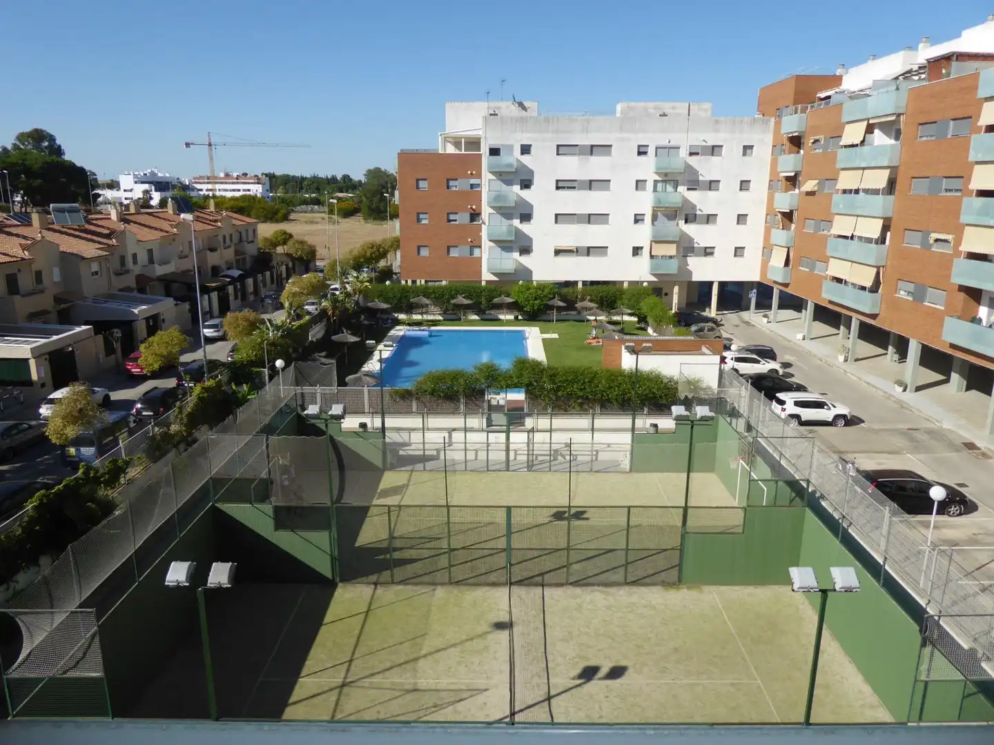 Schwimmbecken von Wohnung zum Verkauf in Jerez de la Frontera mit Klimaanlage, Parkett und Möbliert