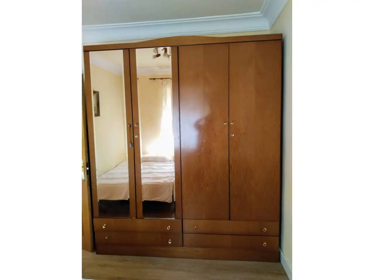 Bedroom of Flat for rent in Burgos  with Heating, Terrace and Furnished