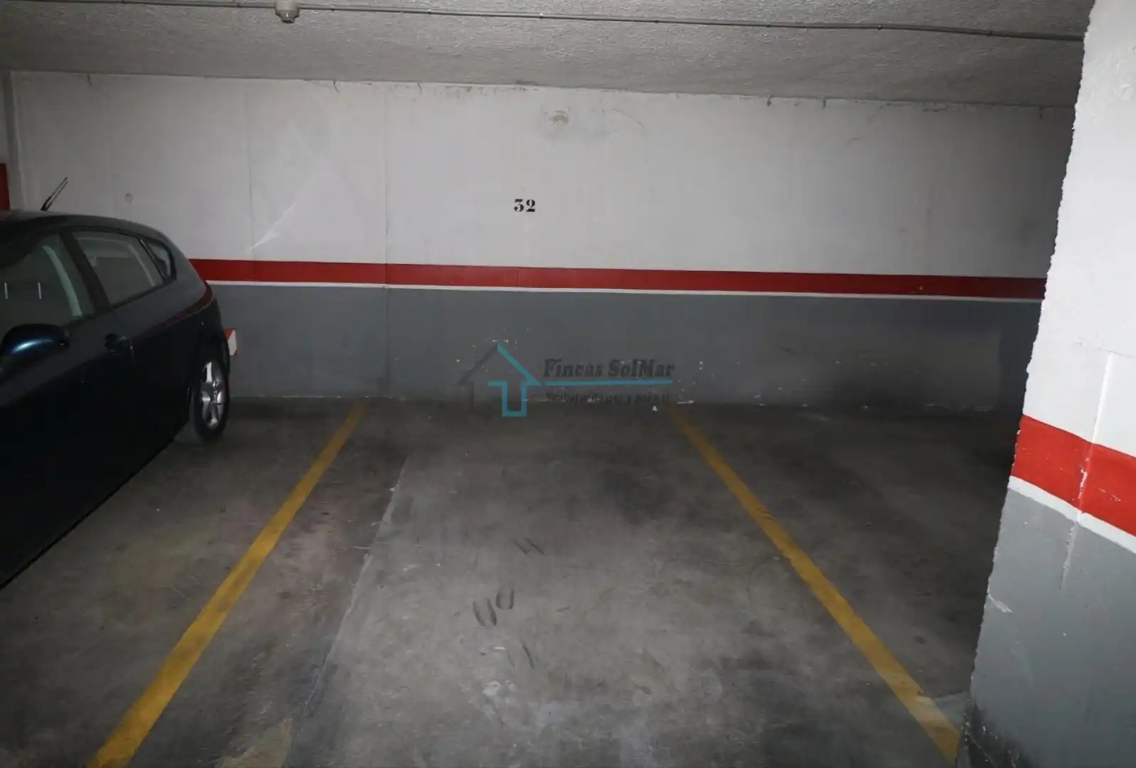 Aparcament de Apartament en venda en Sagunto / Sagunt amb Moblat, Balcó i Piscina comunitària
