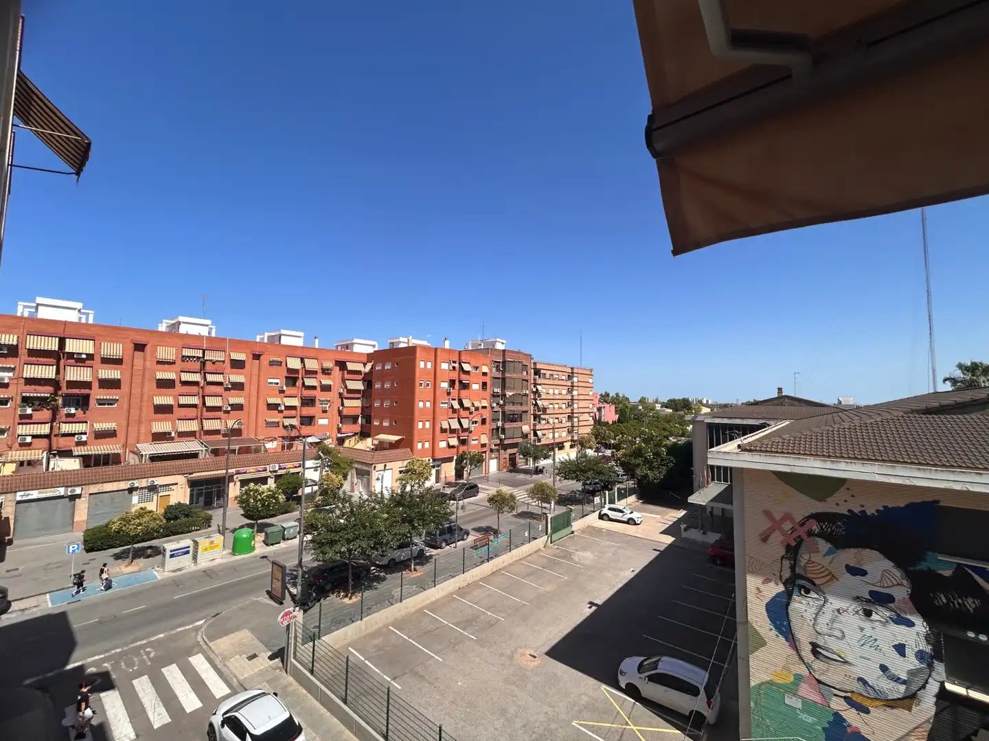Vista exterior de Pis en venda en Xirivella amb Aire condicionat