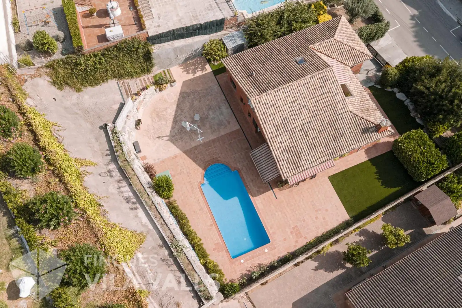 Vista exterior de Casa o xalet en venda en Caldes de Montbui amb Calefacció, Jardí privat i Piscina