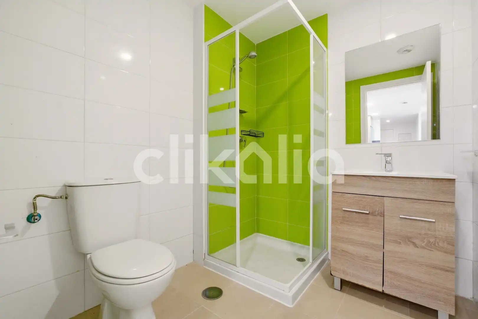 Bathroom of Flat for sale in Tres Cantos  with Heating, Storage room and Swimming Pool