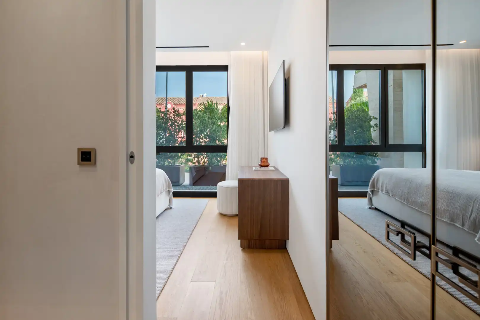 Dormitori de Planta baixa en venda en Marbella amb Aire condicionat, Calefacció i Terrassa