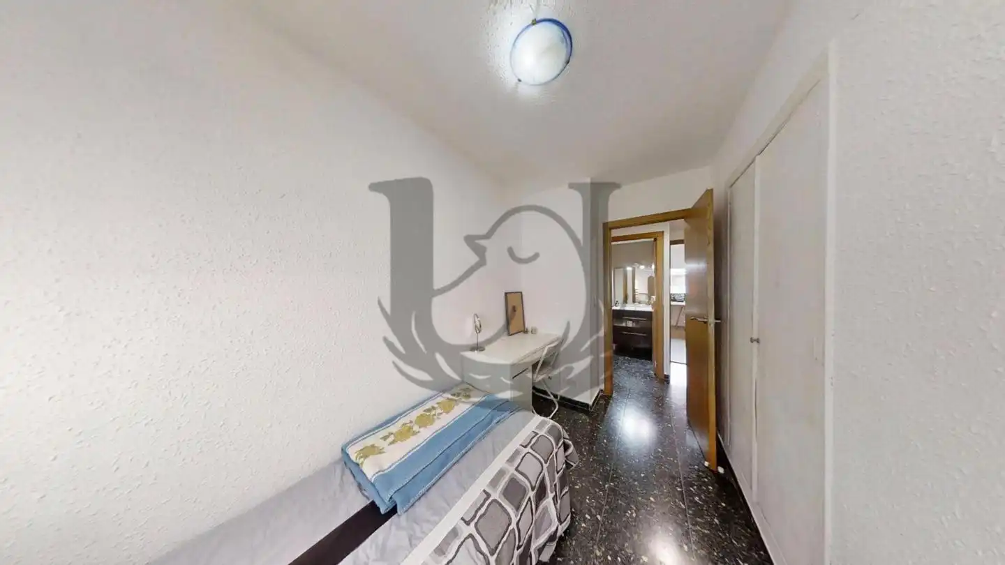 Bedroom of Flat for sale in Silla  with Air Conditioner and Terrace