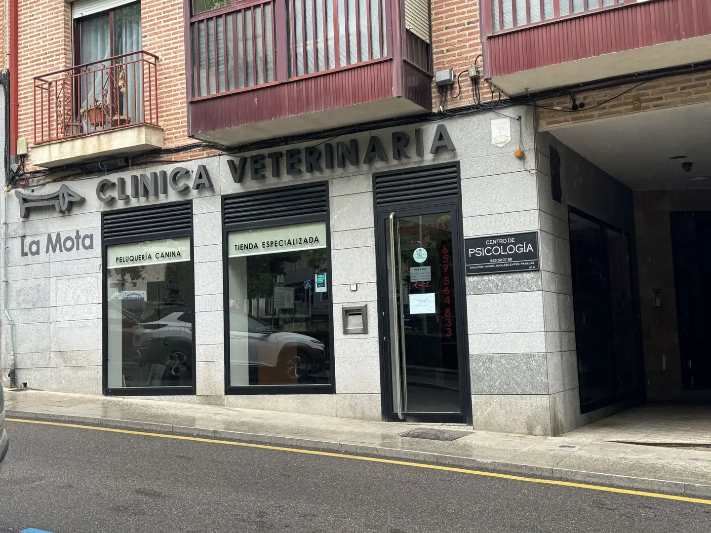 Local comercial de lloguer a Plaza del Grano 6