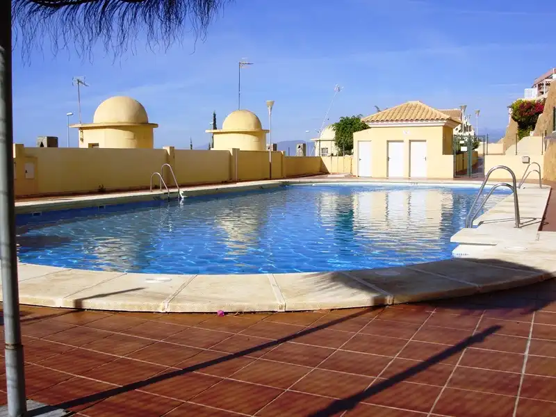 Apartamento con piscina en venta en Calle Cabotaje 58, imagen 2