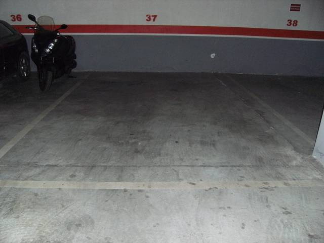 Garaje en Venta en Calle Peña de Francia en San Bernardo