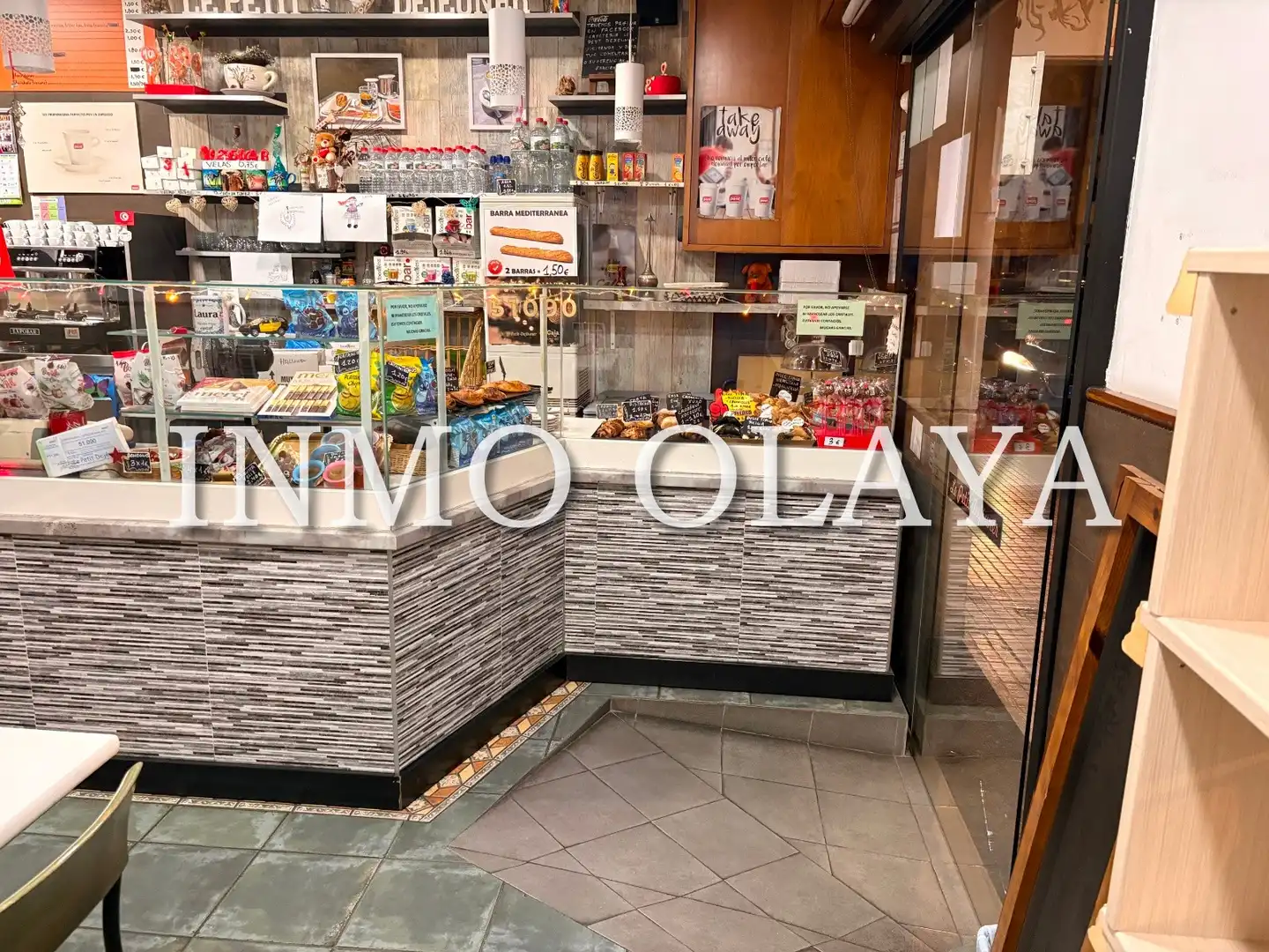 Local comercial en traspàs a Estruch - Eixample