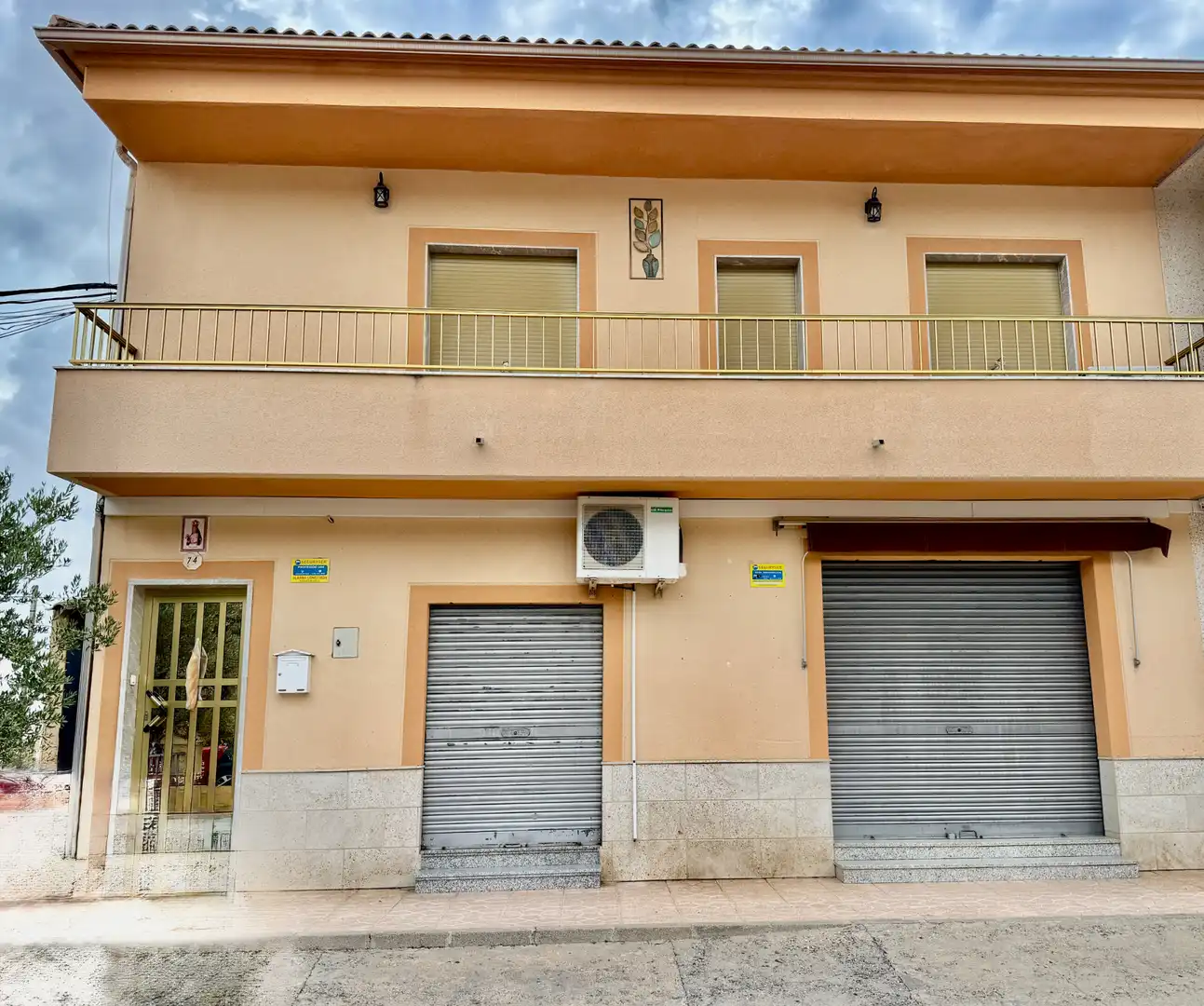Haus mit Terrasse zum Verkauf in Calle Carretera de Valentin 74