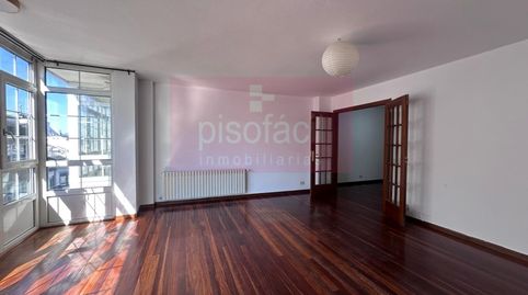 Photo 3 of Flat for rent in Centro - Recinto Amurallado, Lugo Capital