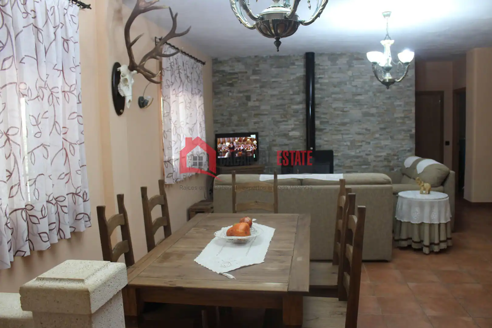 Sala d'estar de Casa o xalet en venda en Fuencaliente amb Jardí privat, Terrassa i Traster
