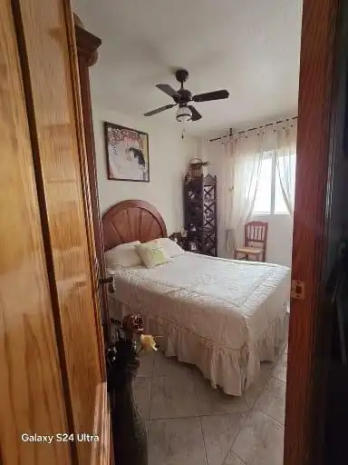 Schlafzimmer von Dachboden zum Verkauf in Murcia mit Klimaanlage und Heizung
