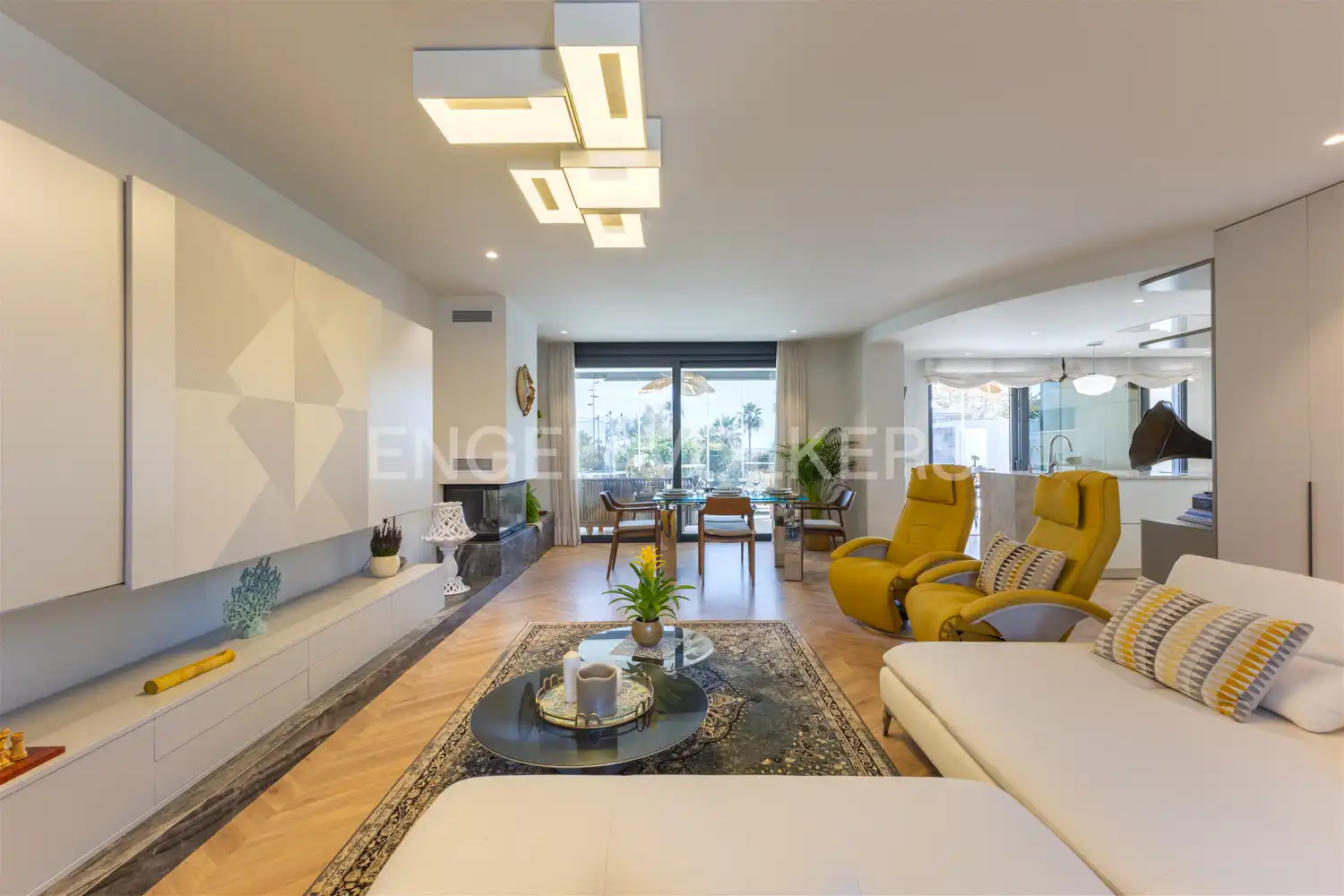 Sala d'estar de Casa o xalet en venda en Castellón de la Plana / Castelló de la Plana amb Aire condicionat, Calefacció i Jardí privat