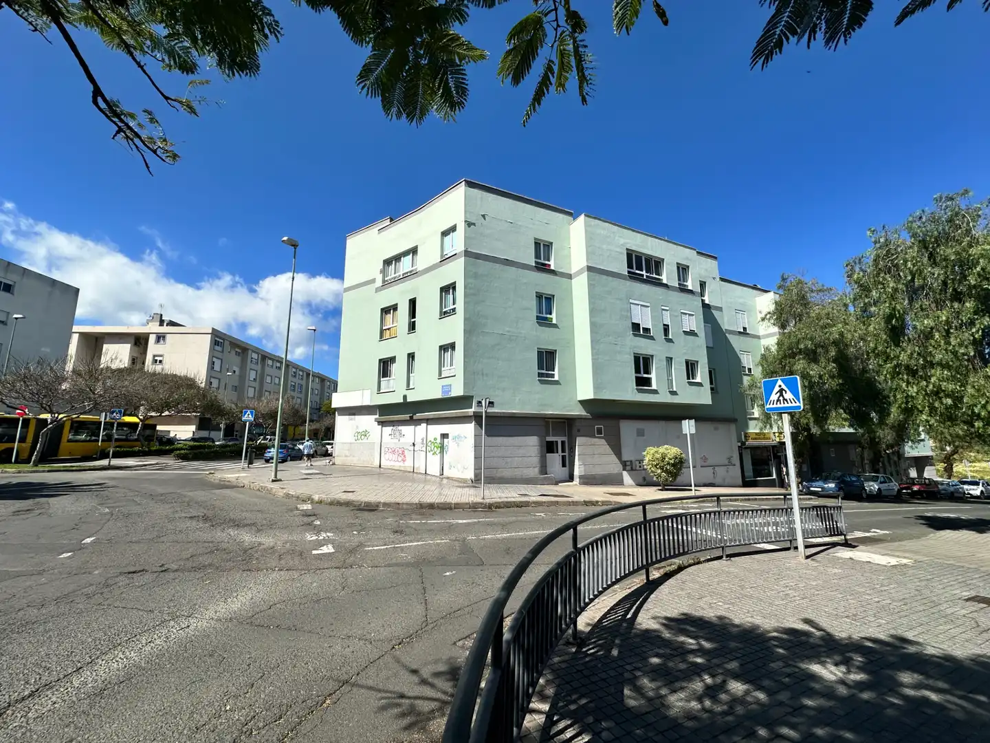 Vista exterior de Garaje en venta en Las Palmas de Gran Canaria