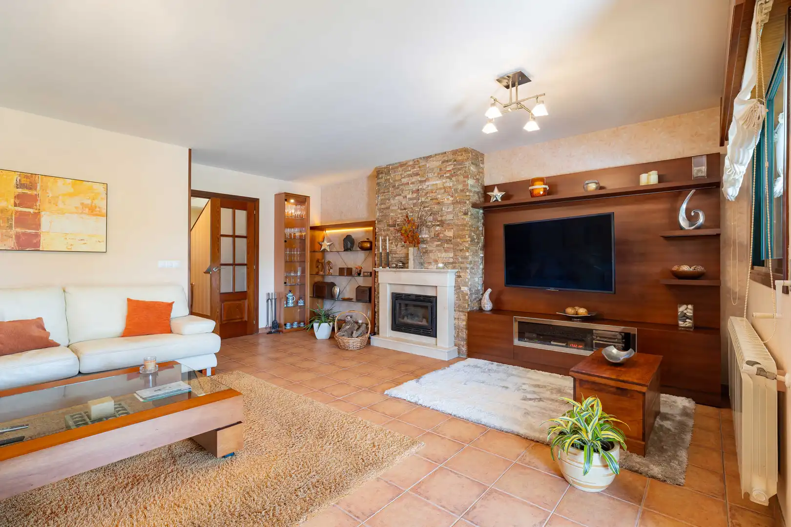Sala d'estar de Casa o xalet en venda en Sada (A Coruña) amb Calefacció, Jardí privat i Terrassa