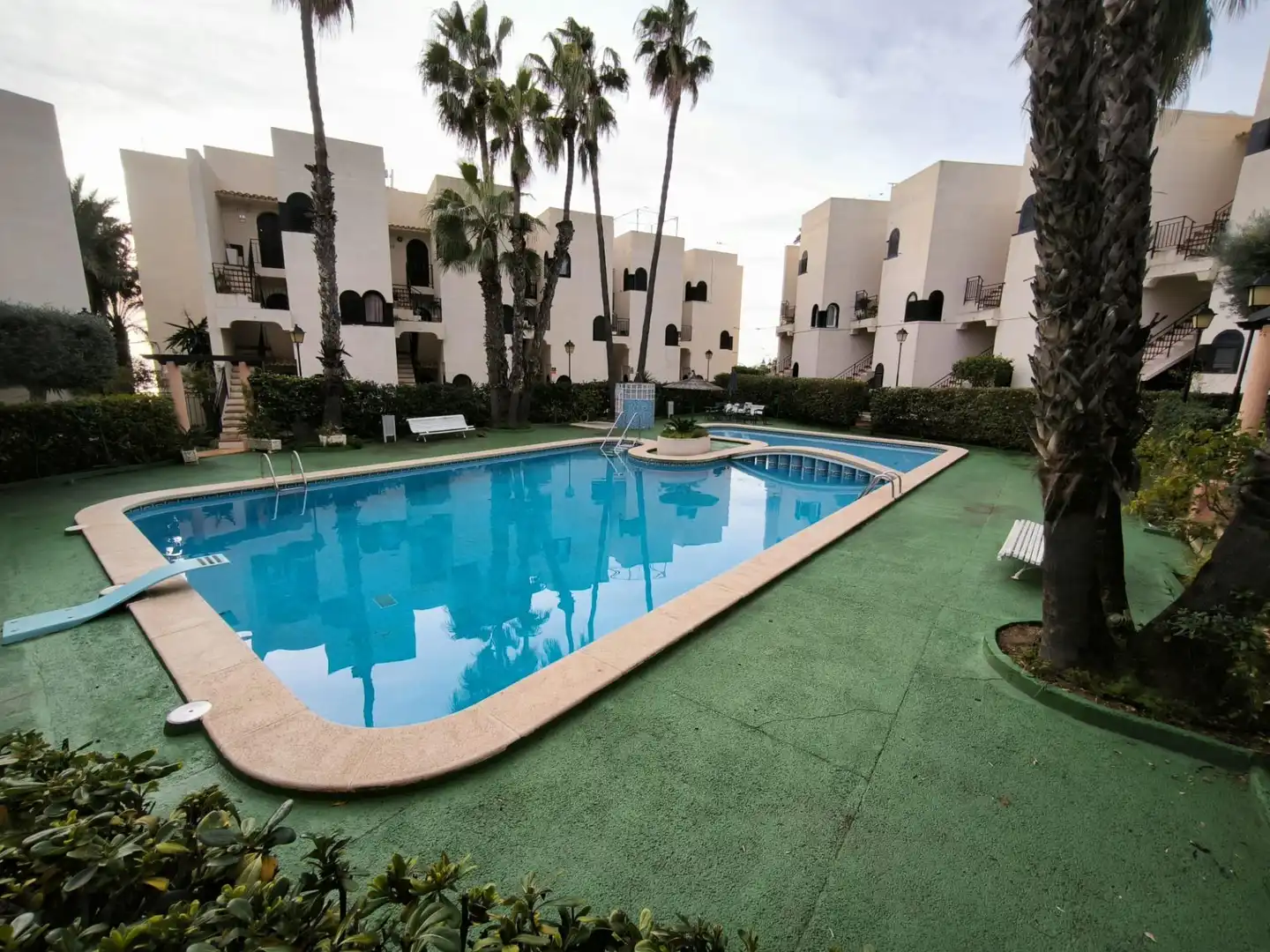 Piscina de Apartament de lloguer en Torrevieja