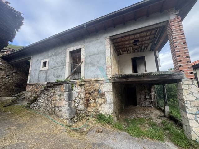 Casa-chalet en Venta en Yernes y Tameza - tameza en Yernes y Tameza