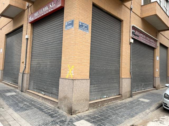 Local comercial en Alquiler en Carrer d'Ador, 44 en El Castellar i l'Oliverar