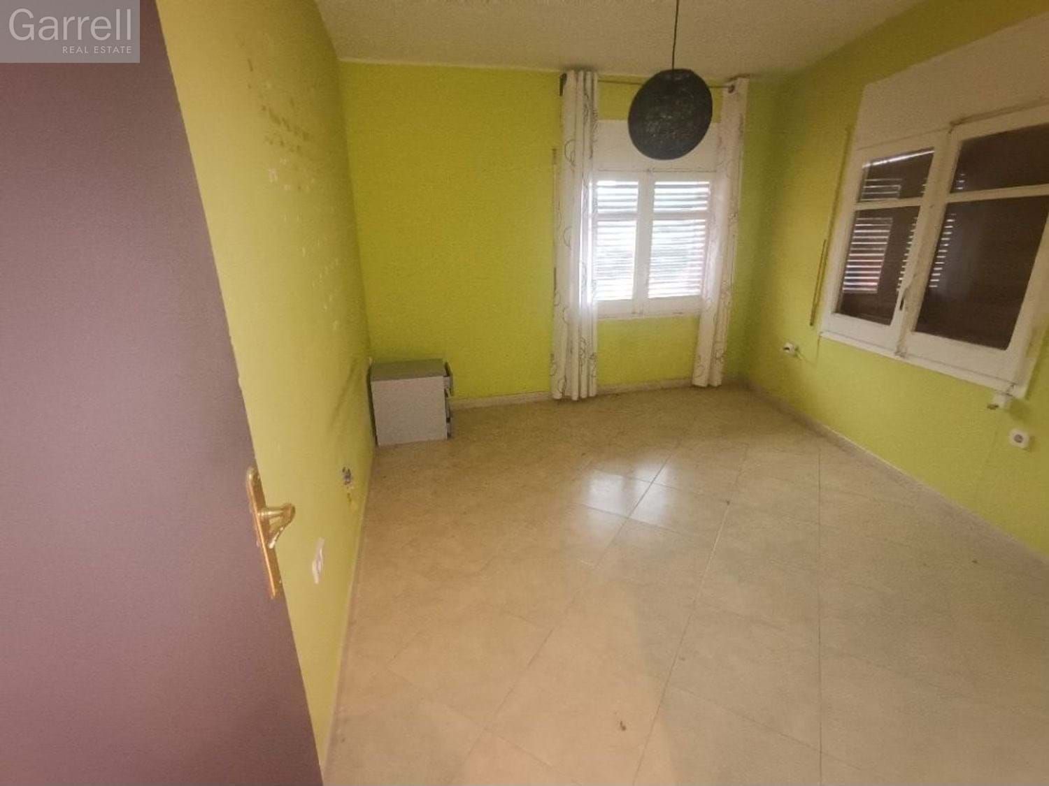 Bedroom of Flat for sale in Dosrius