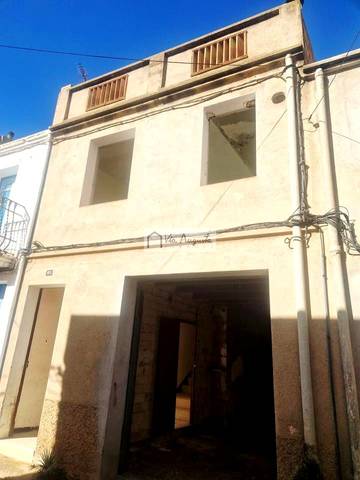 Casa-chalet en Venta en Carrer del Sol en El Perelló