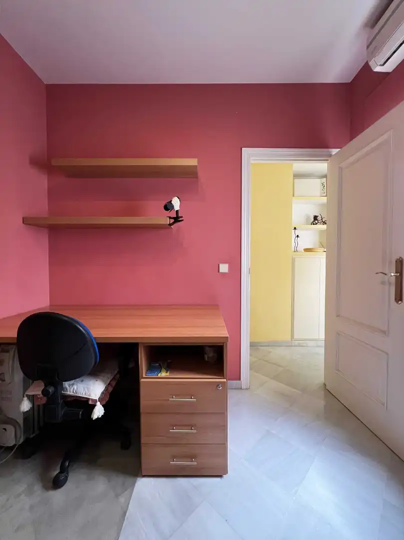 Habitación de Piso en venta en Estepa con Terraza y Balcón