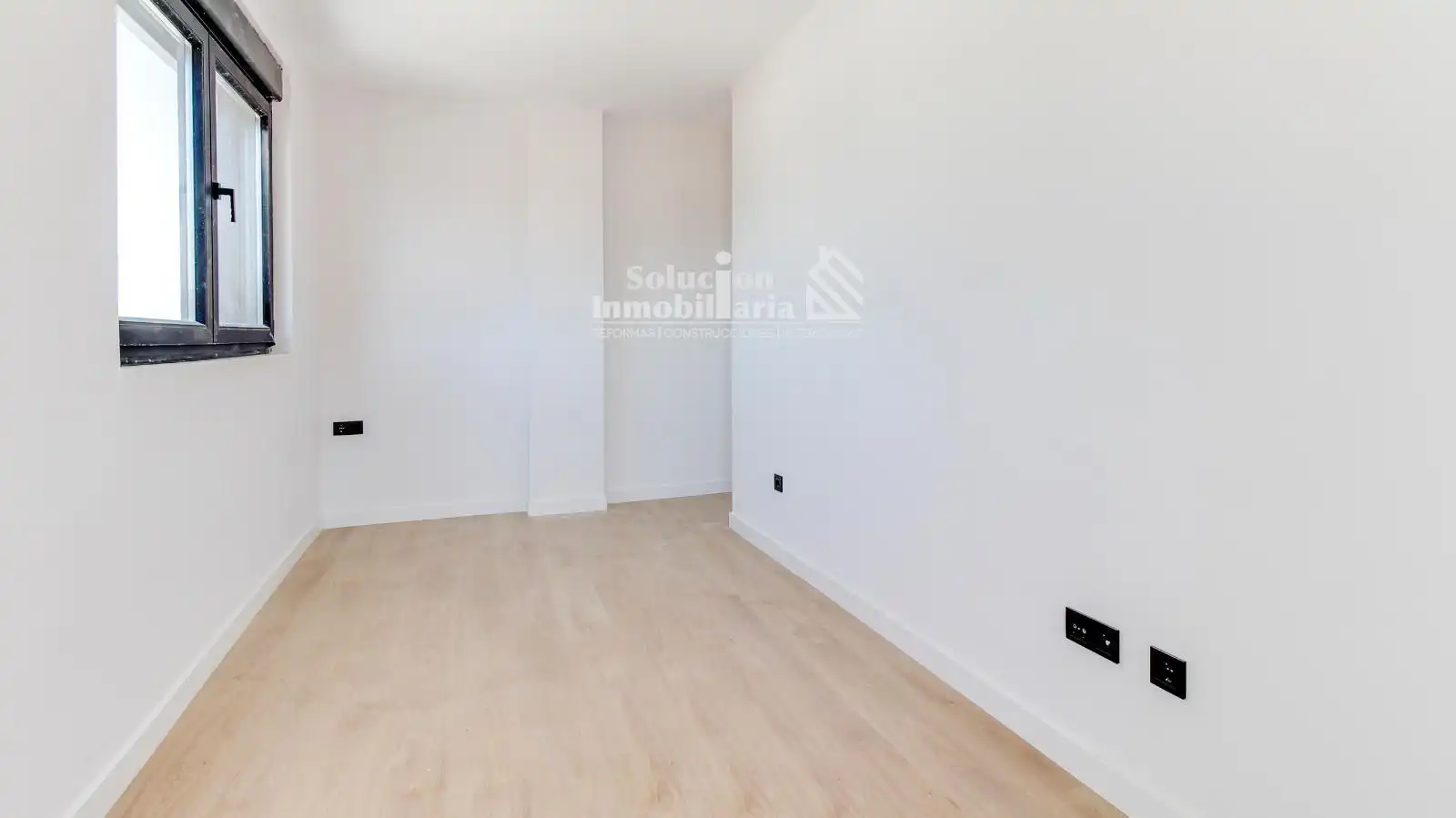 Bedroom of Detached homes for sale in Carbajosa de la Sagrada  with Heating, Terrace and Storage room