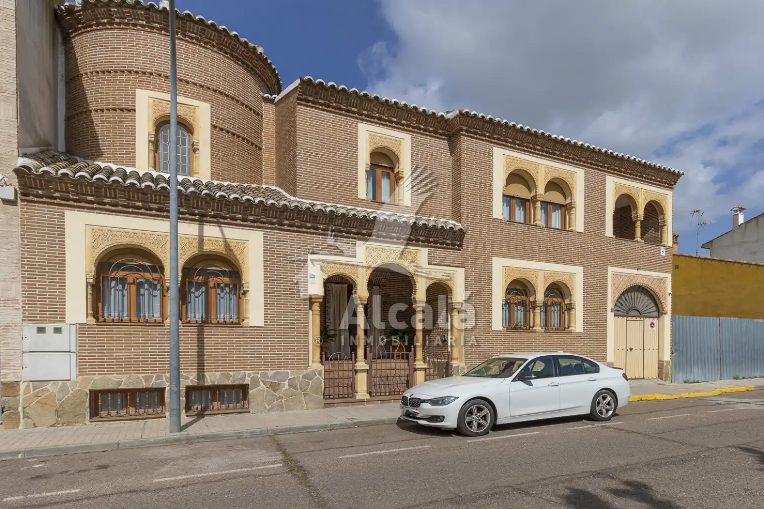 Vista exterior de Casa adosada en venta en Torrijos con Aire acondicionado, Calefacción y Terraza