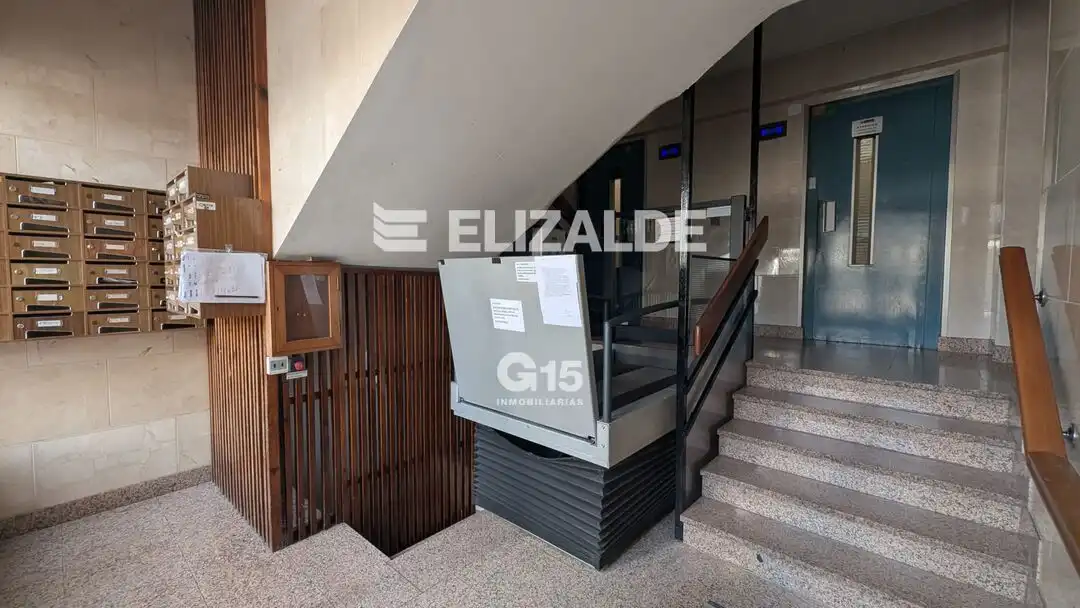 Piso en venta en Lasarte-Oria con Balcón