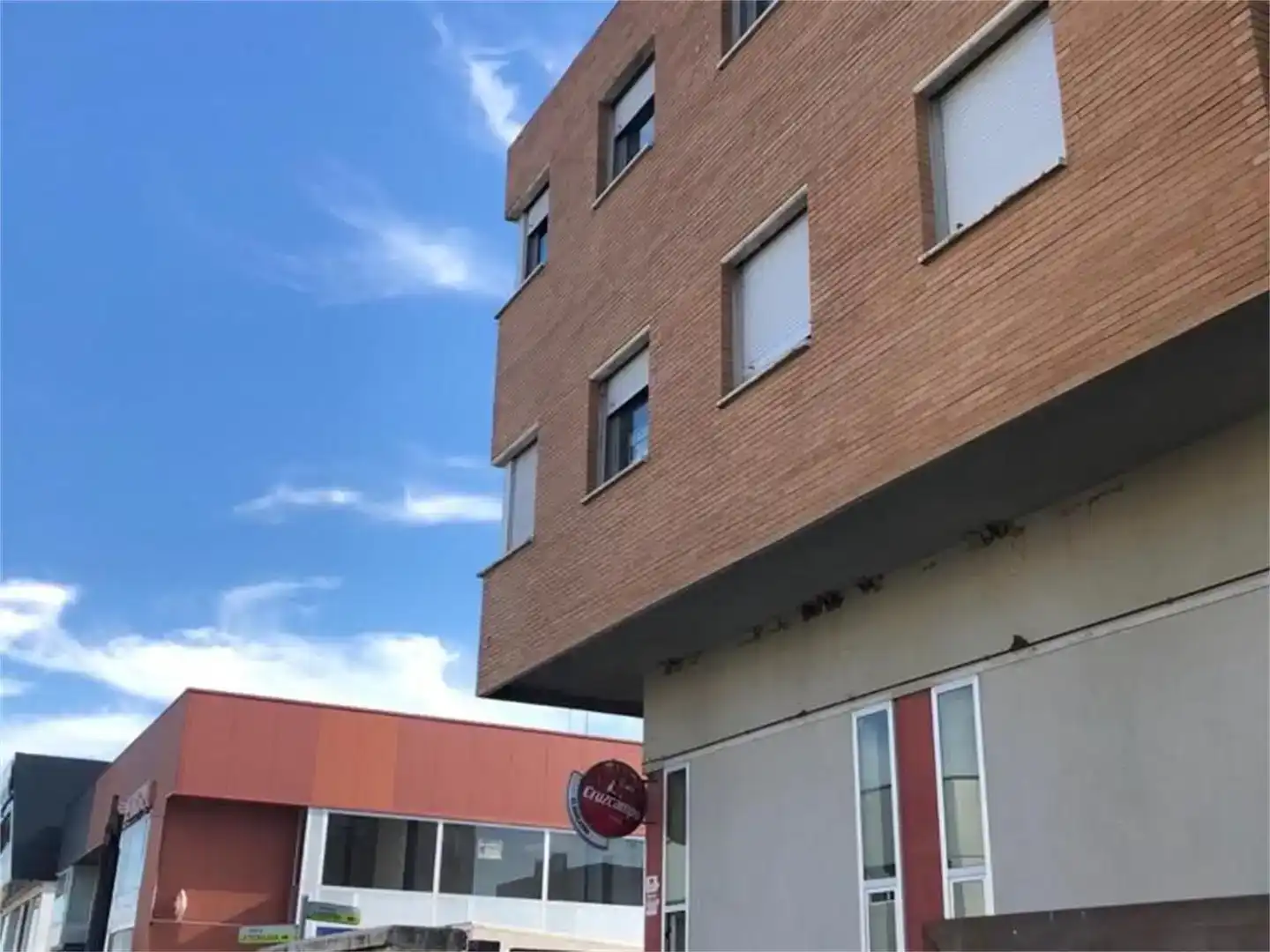 Vista exterior de Oficina en venda en Gelves