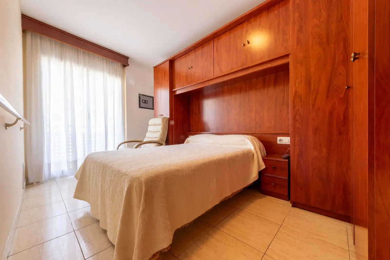 Bedroom of Flat for sale in Tarragona  with Air Conditioner, Terrace and Furnished