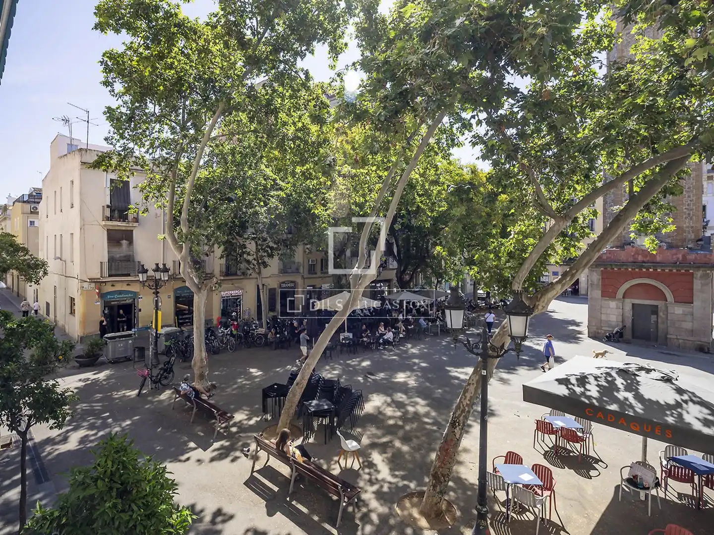 Vista exterior de Piso en venta en Barcelona con Terraza y Balcón