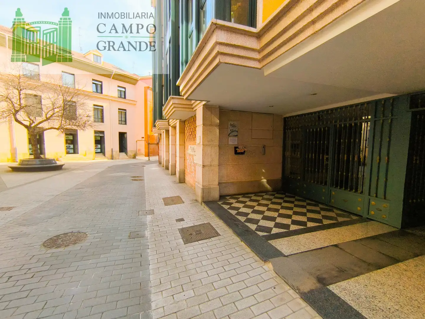 Vista exterior de Garaje en venta en Palencia Capital