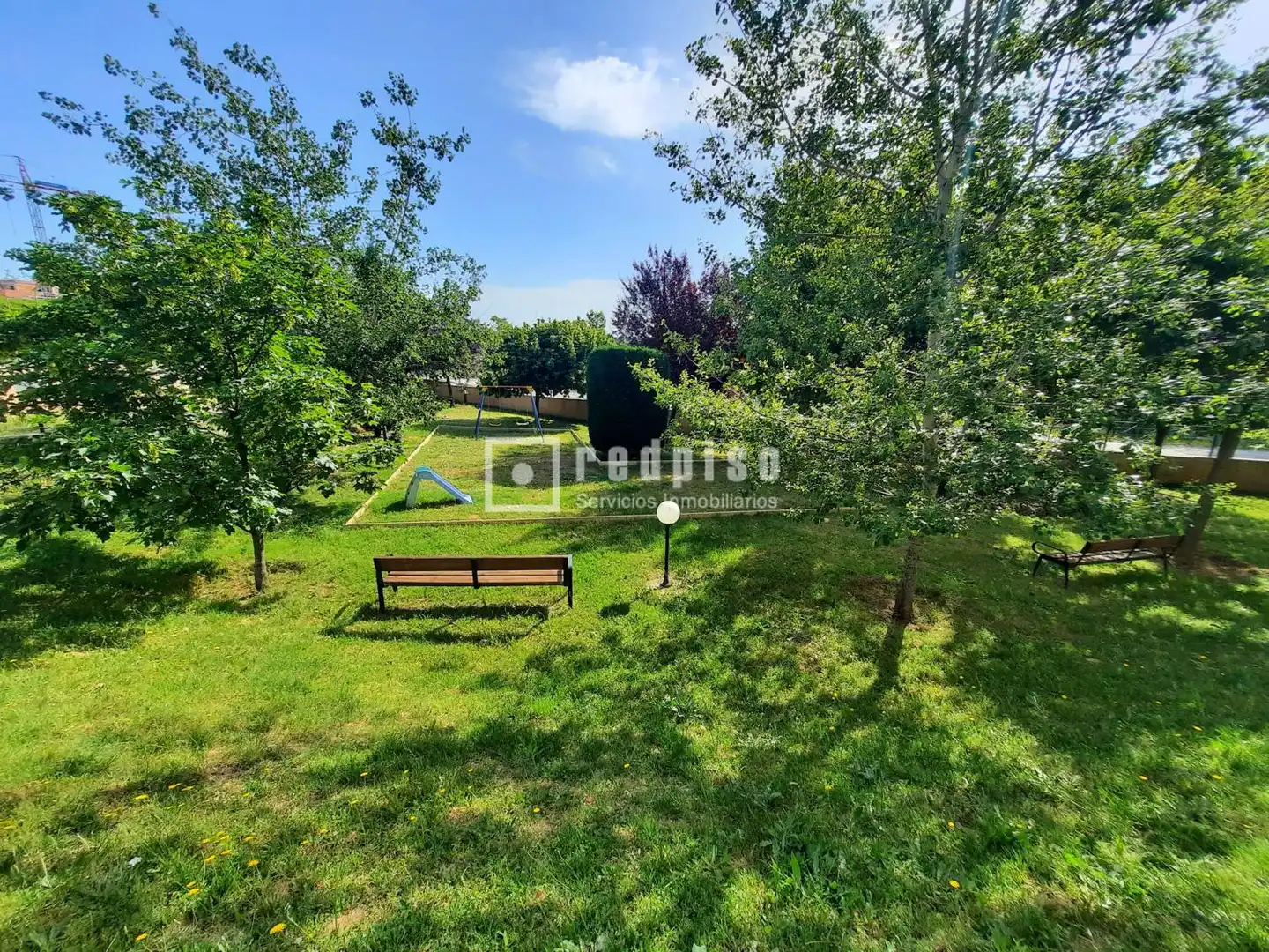 Wohnung zum Verkauf in Colmenar Viejo mit Heizung, Privatgarten und Terrasse