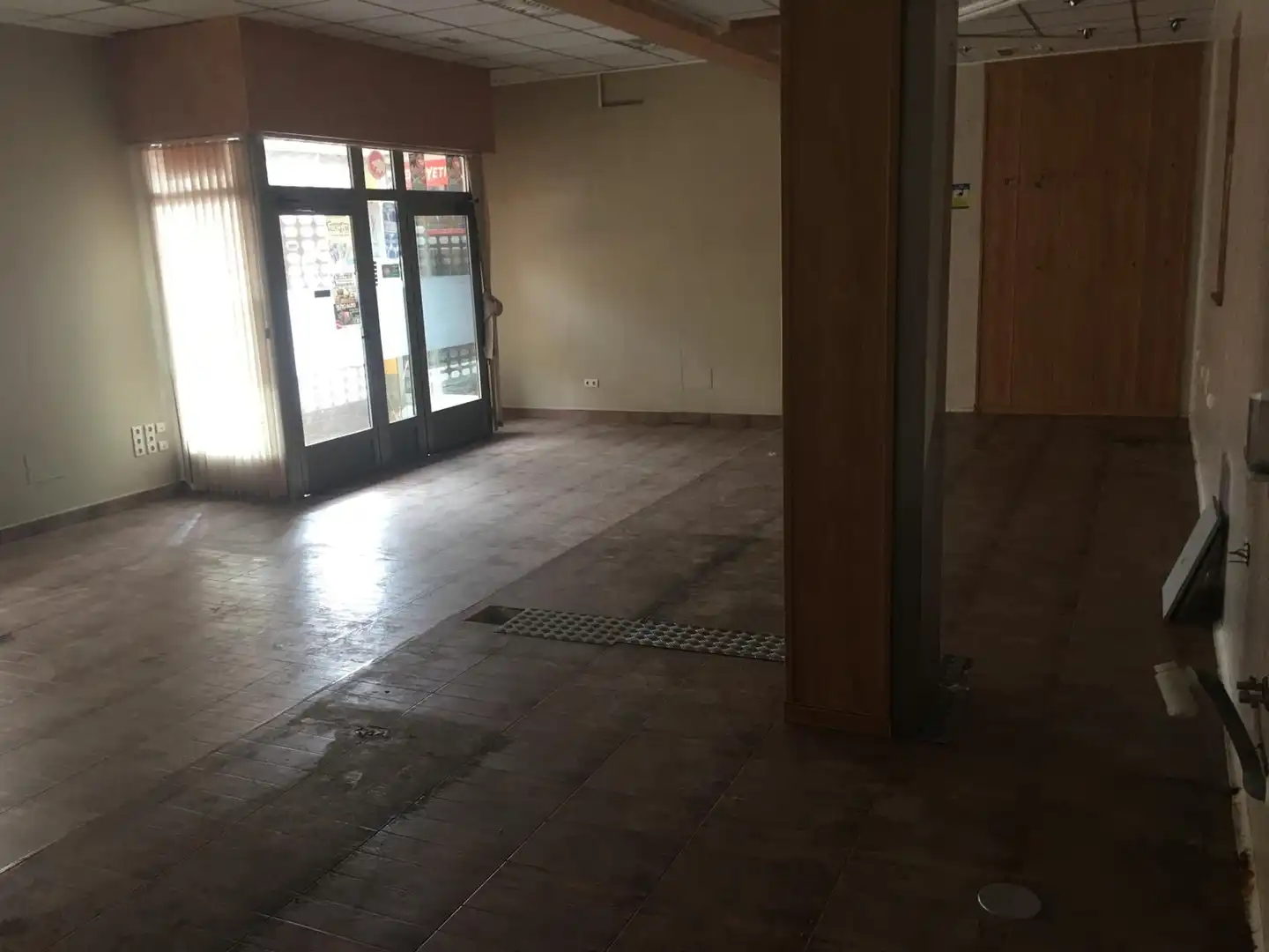 Local comercial de lloguer a Calle las Palmeras 2, imagen 4