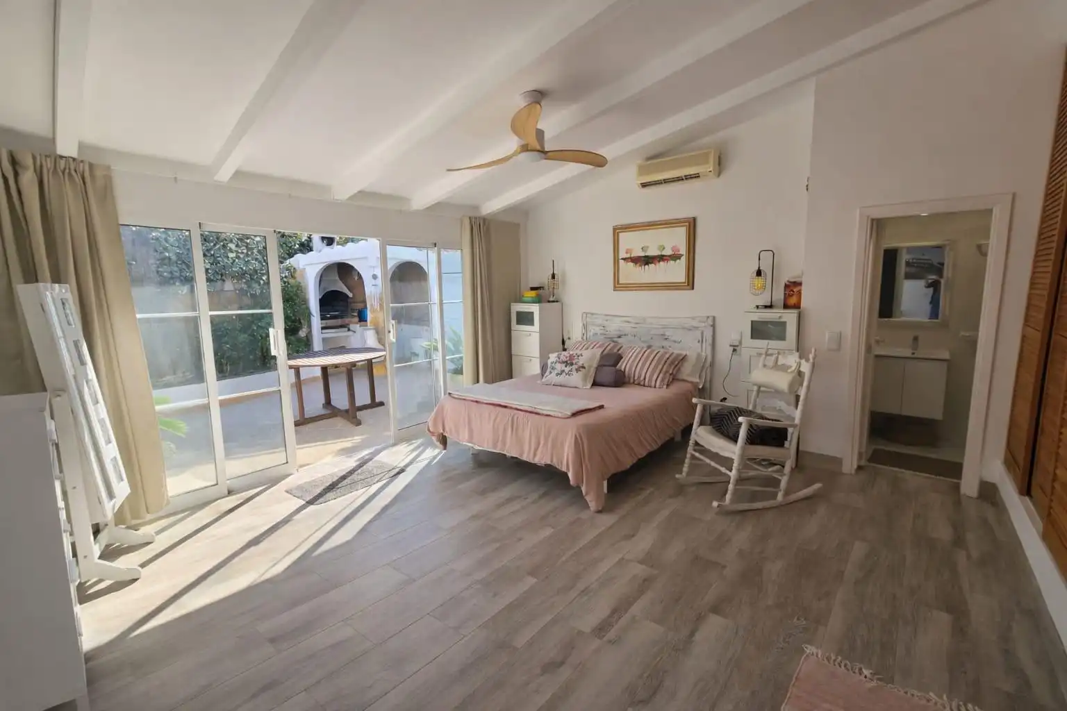 Bedroom of Houses for sale in Llucmajor  with Air Conditioner, Private garden and Terrace