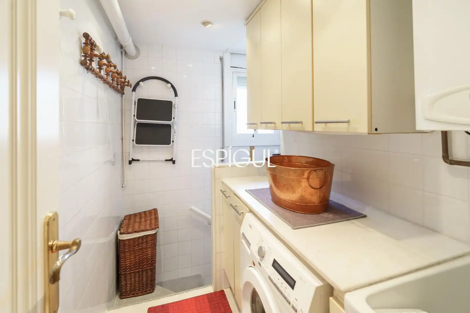 Cocina de Casa adosada en venta en Tiana con Aire acondicionado, Calefacción y Jardín privado