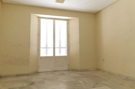 Building for sale in  Sevilla Capital