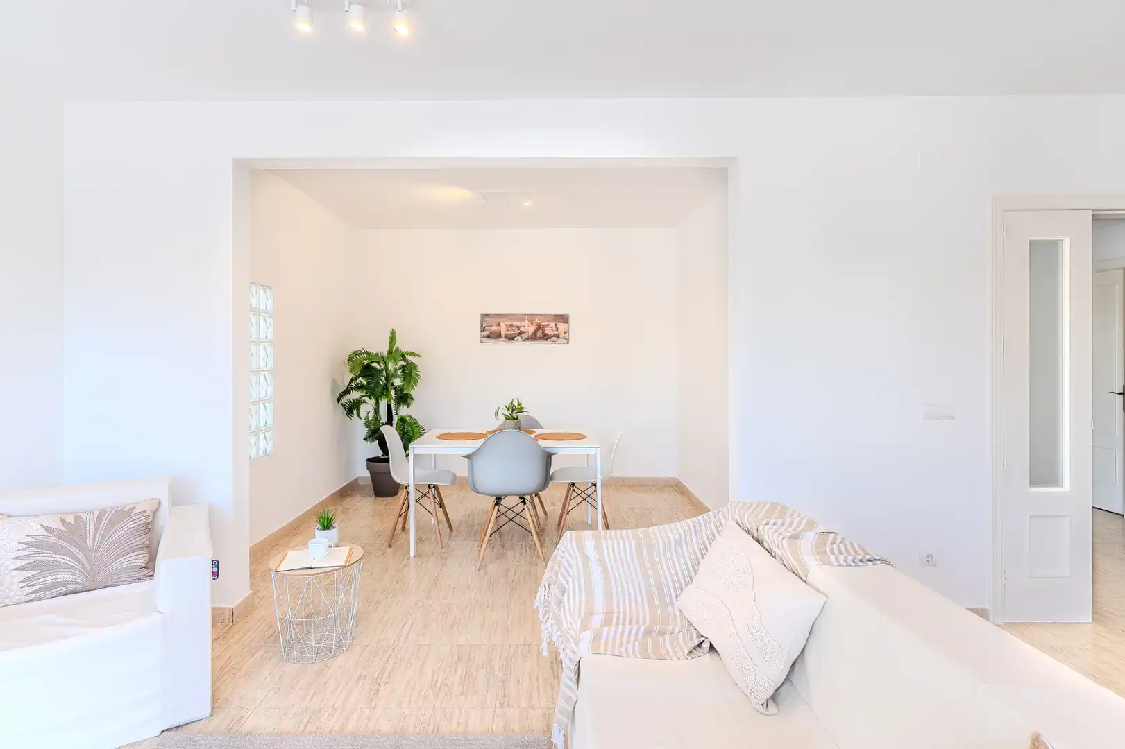 Sala de estar de Casa o chalet en venta en L'Ametlla de Mar  con Aire acondicionado, Calefacción y Jardín privado