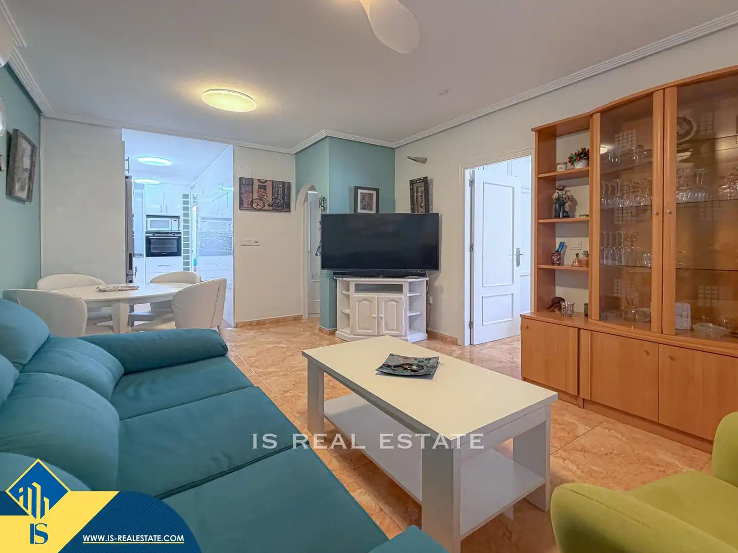 Sala de estar de Casa o chalet en venta en Torrevieja con Terraza, Amueblado y Piscina comunitaria