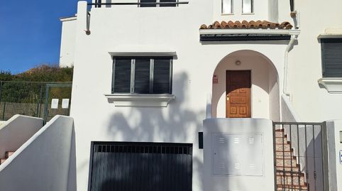Foto 4 de Casa adosada en venda a San Luis de Sabinillas, Manilva