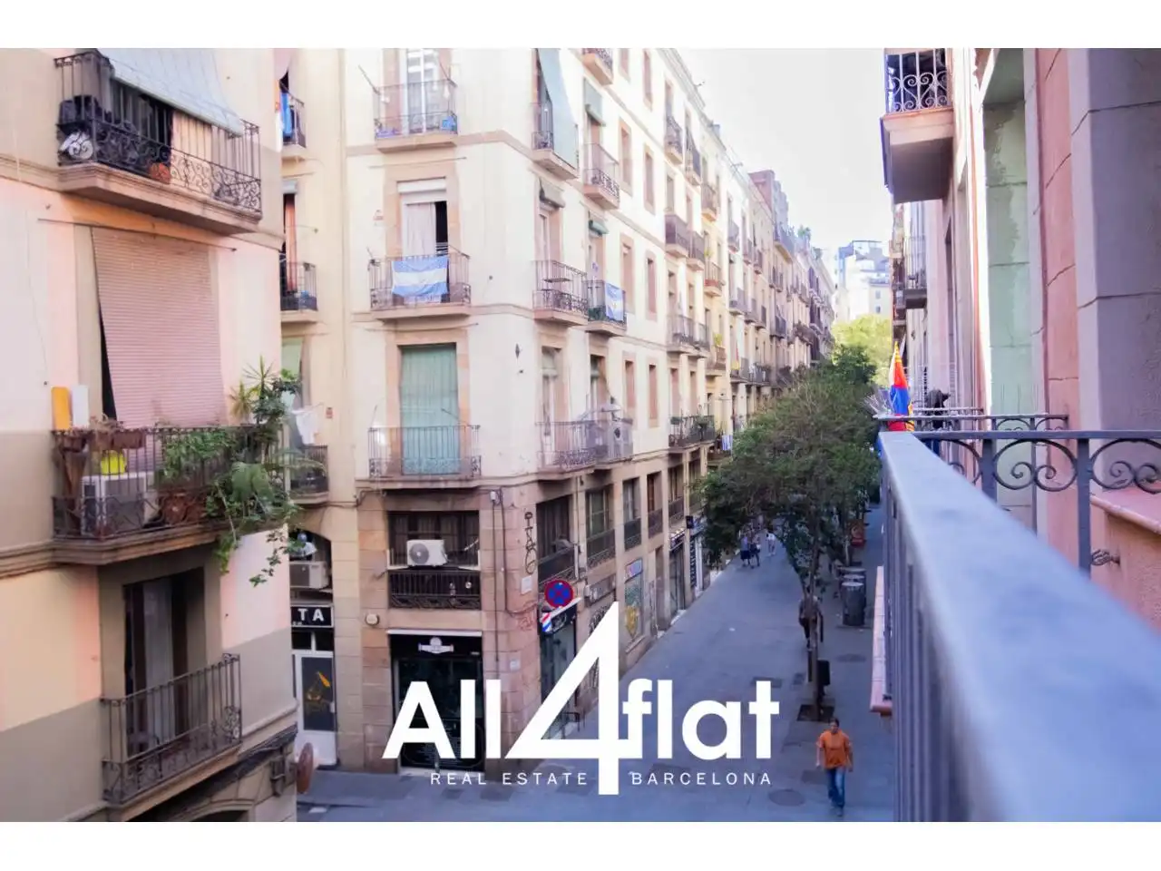 Außenansicht von Wohnung zur Miete in Barcelona mit Klimaanlage, Parkett und Möbliert