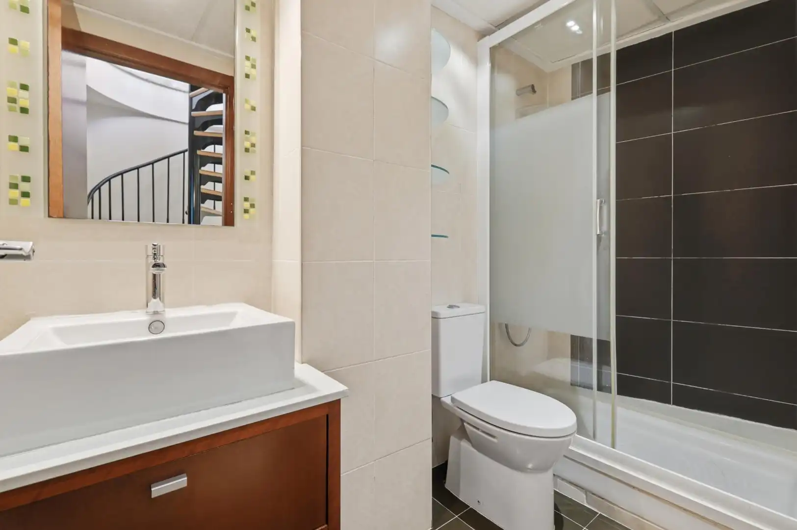 Baño de Ático en venta en Catarroja con Aire acondicionado, Calefacción y Terraza