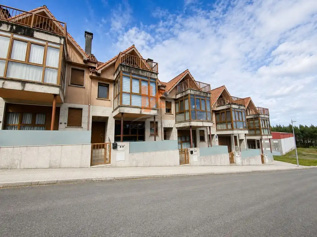 Exterior view of Houses for sale in Teo