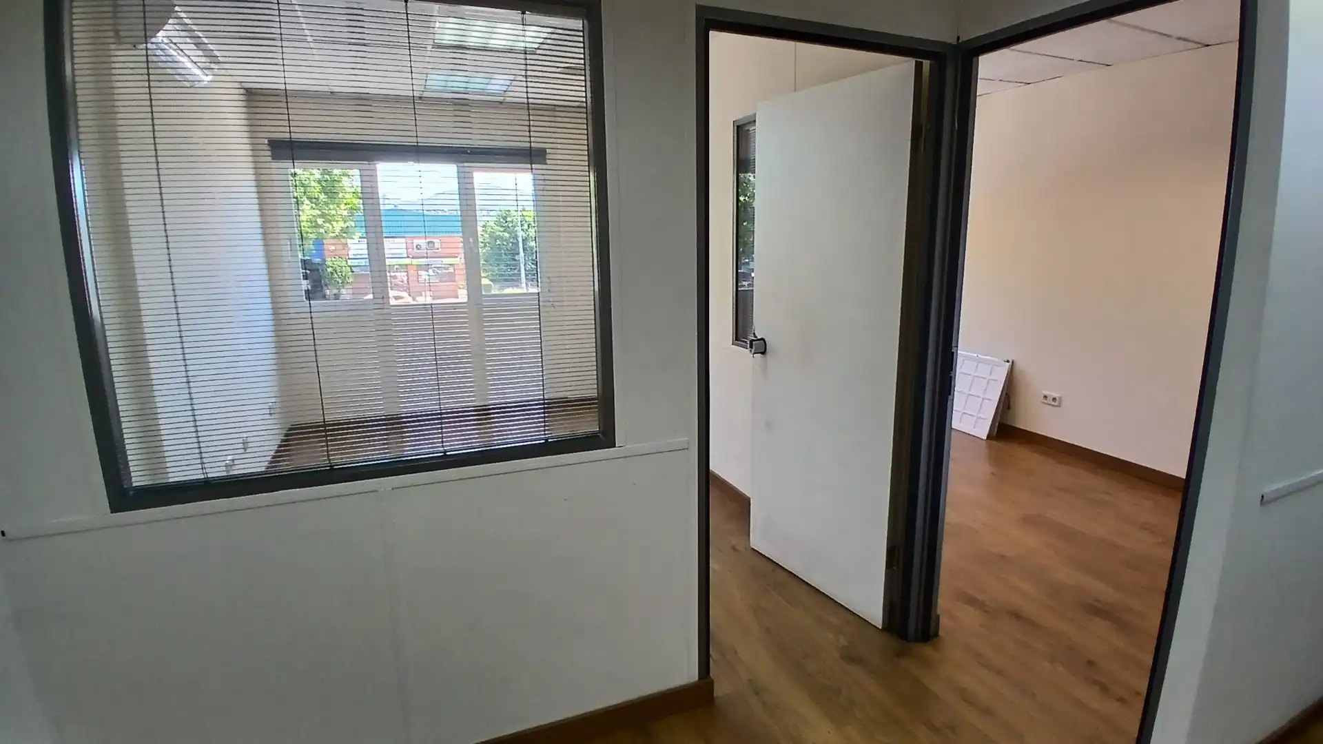 Büro zur Miete in Collado Villalba mit Klimaanlage und Heizung