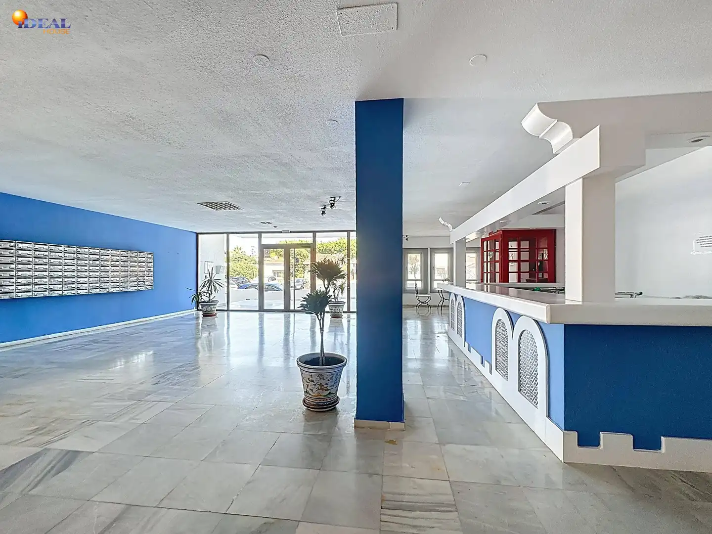 Apartments for sale in Roquetas de Mar  with Private garden and Community pool