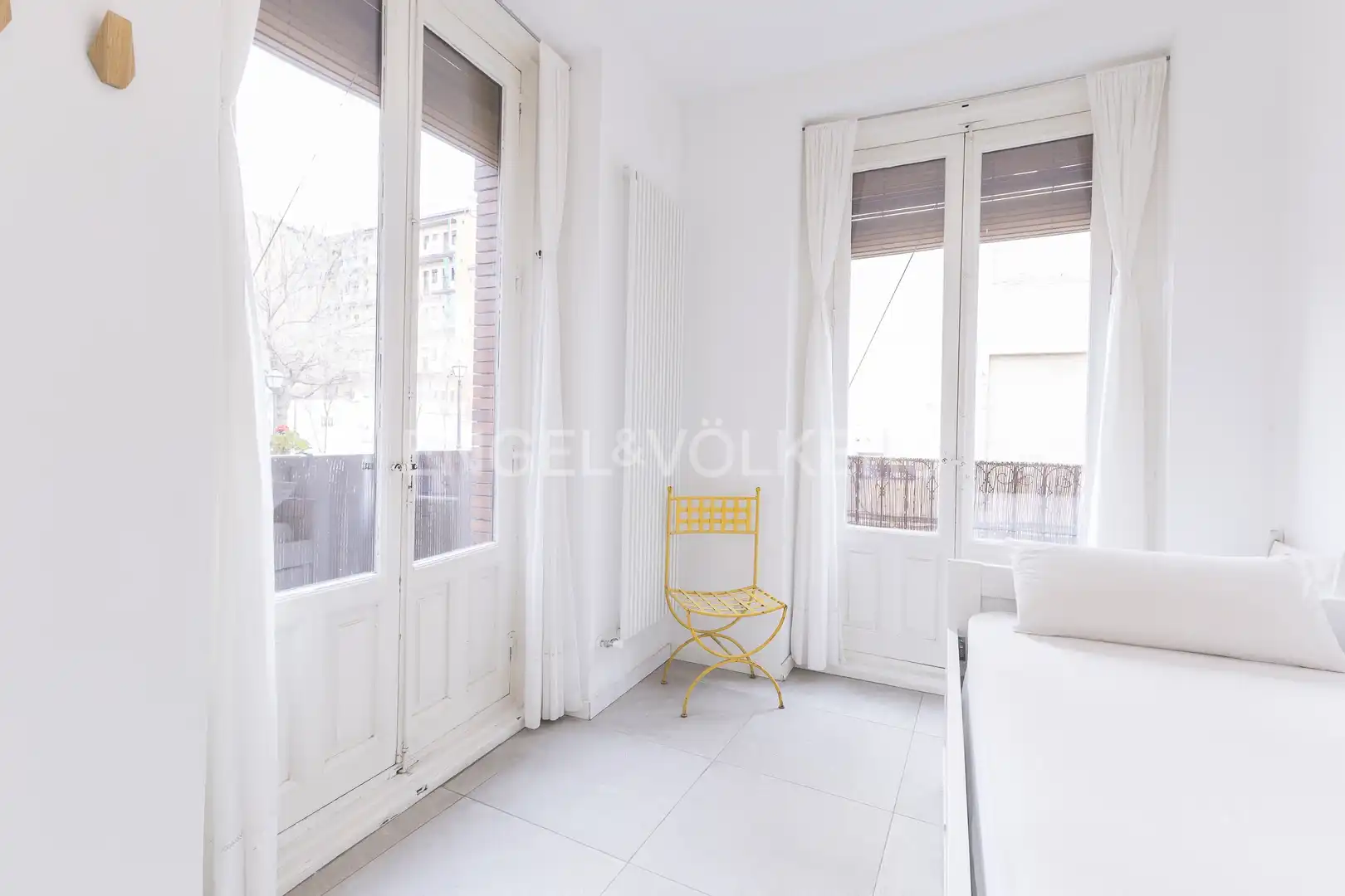 Bedroom of Flat for rent in Madrid  with Air Conditioner, Heating and Furnished