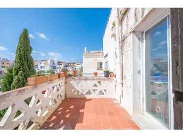 Casa amb jardí en venda a Calle d´Es Castell