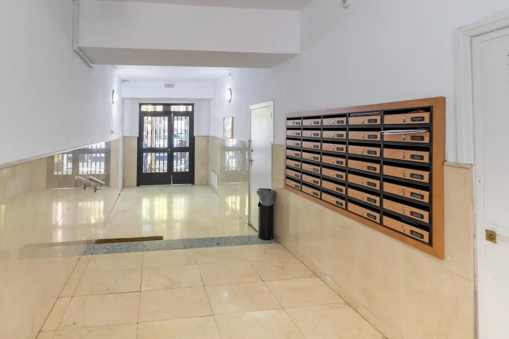 Apartamento de alquiler en Madrid con Calefacción, Amueblado y Balcón